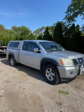 206.da1704 Nissan Titan 2004 Headrest 1442534