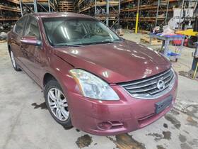 215.da1f12 Nissan Altima 2012 Seat Rear 712558