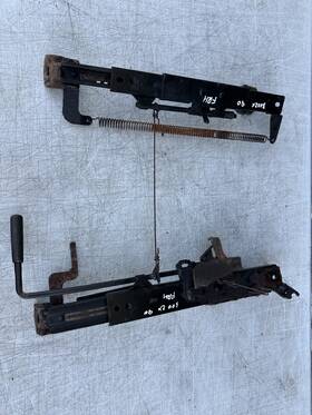 87502-32p00 Nissan 1990 300zx Front Manual Seat Lower Track Rails Right Side Oem