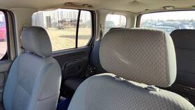 864007z800 Nissan Trucks 2002-2004 Xterra Pair Of Front Headrests Oem Left Right Set Seat
