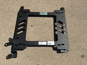 Sb227pa Planted Technology Sb227dr -passenger Side Seat Bracket For 1999-07 Toyota Mr2 Spyder W30 -