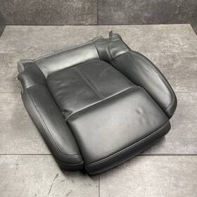 7p5881057 Porsche Oem 2015 - 2024 Maca Front Left Driver Side Lower Seat Cushion Black