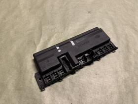99661853702 Porsche 2000 996 911 Driver Seat Memory Control Unit Module
