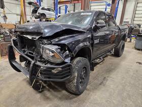 Ram 604496 Used Front Right Seat Fits 2013 Dodge 2500 Pickup Bench 40/20/40 Spli