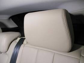 206.rv1e15 Rover Evoque 2015 Headrest 1691194