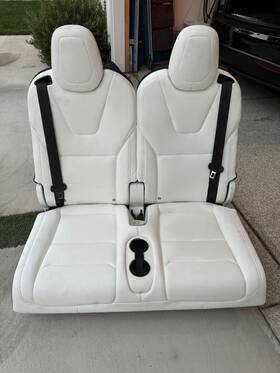 1067381-00-a Tesla 2016-2020 Model X Rear Right Left Side 3rd Row Seat Leather White Set