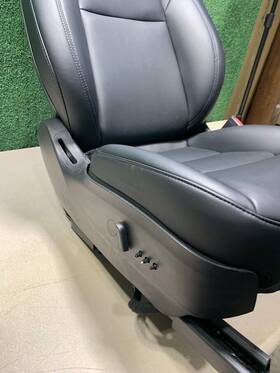 1456943-99-e Tesla 2017-2023 Model 3 Y Front Right 1st Row Seat Assembly