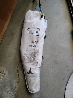 1815500-00-b Tesla