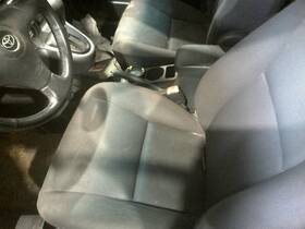 202-13083l Toyota Matrix 2004 Driver Front Seat 119216