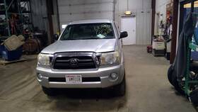 202-51019l Toyota Driver Front Seat Bucket Cloth Manual Crew Cab Fits 05-08 Tacoma 4366125