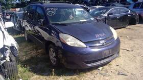 215.to1206 Toyota Sienna 2006 Seat Rear 727527