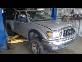 215.to1803 Toyota Tacoma 2003 Seat Rear 204775