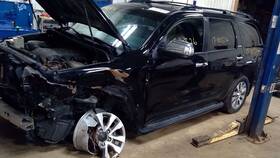 215.to1s17 Toyota 16 17 18 Sequoia Driver Left Rear Second Row Back Seat Gray Leather