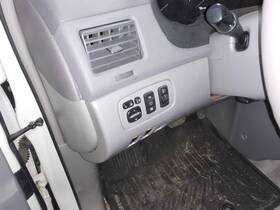 220.to1408 Toyota Sienna 2008 Third Seat Station Wagon Van 3346647