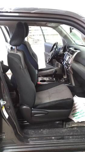 7161035120 Toyota Used Front Right Seat Fits 2018 4 Runner Bucket Air Bag Cloth Manual Fro