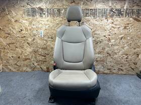 7202123210a4 Toyota Sienna Xle Oem 2021-2024 Front Left Driver Seat Beige 45k