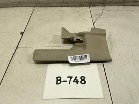 48060 Toyota 72137 2006 Highlander Hv Rear Right Passenger Side Seat Track Cover Oem