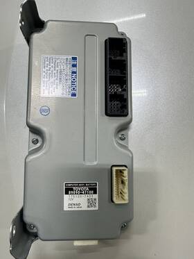 89890-47100 Toyota 2016 Prius Battery Computer Oem 16 17