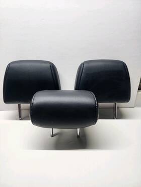 Ag-1000786537 Toyota 2018-2022 Tacoma Rear Headrest Set 3 Black Leather Crew Cab Oem