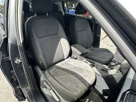 202-12240r Volkswagen Passenger Front Seat Cloth Non-heated Manual Fits 18-21 Tiguan 1261682
