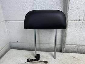 206.vw1321 Volkswagen 2021 Atlas Center 2nd Row Headrest Black Vinyl Trim Wr Oem
