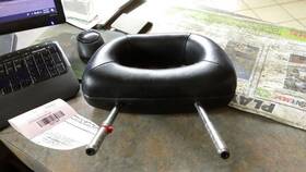 206.vw1b00 Volkswagen Beetle 2000 Headrest 174087