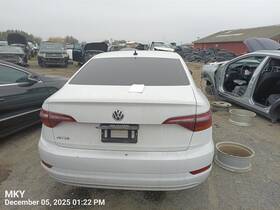 206.vw1m21 Volkswagen Jetta 2021 Headrest 8981544