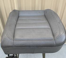 7l6885405er Volkswagen 2004-2010 Touareg Left Driver Rear Lower Seat Cushion Grey Color