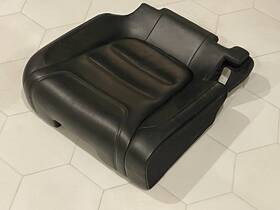 Volkswagen 7p6885376 2011 - 2017 Vw Touareg Rear Right Lower Seat Bottom Cushion Black