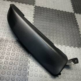 Gwa1134933 Volkswagen 2009-2017 Cc Right Passenger Rh Pillar Cushion Bolster Pad Cover Oem