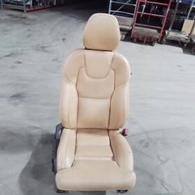 202-10276r Volvo 2016 Xc90 Tan/black Leather Passenger Right Side Front Power Seat Trm Rc20