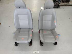 202-51785cl Volvo V50 S40 Leather Front Seat Set Left And Right 04 05 06 07 08 09 10 11