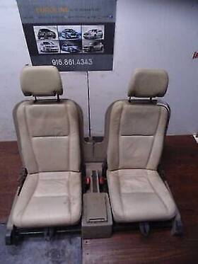 220.vo1w04 Volvo Xc90 2004 Third Seat Station Wagon Van 21350