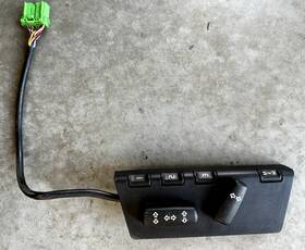 3525088 Volvo Genuine Drivers Power Seat Module For 93-97 850
