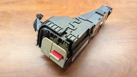 39852162 Volvo Oem V60 V70 Xc60 Xc70 Rear Folding Seat Latch Right Side Beige