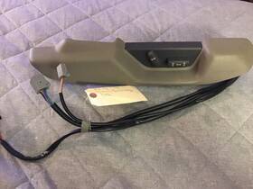 9206694 Volvo 9199286 S70 V70 Xc70 1998-2000 Rf Passenger Power Seat Switch Trim