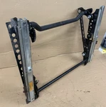 Passenger Seat Adjuster Slide For 1989 Mercedes-benz 560SEC 300SE W126. Fixed Price $99.99.