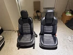 2011-2018 Porsche Cayenne Front Left & Right Seats Headrest Oem. Fixed Price $680.00.