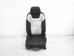 2024-2025 Chevrolet Trax Front Right Passenger Seat 42909606 *black/grey *cloth. Fixed Price $722.19.