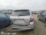Rh Gry Lea 2ND Row Headrest Oem 2008 Toyota Highlandr 7194048290B0. Fixed Price $75.00.