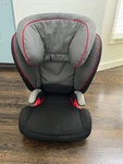Porsche Junior Seat I-size / Child. Fixed Price $250.00.