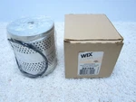 Fits Ford C900 / International Harvester Fuel Filter Wix 33104 #1H-4. Fixed Price $20.00.